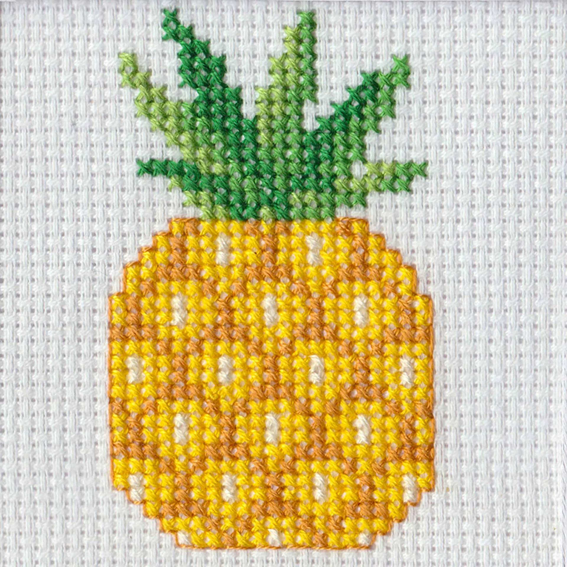 Beutron Mini Cross Stitch Pineapple