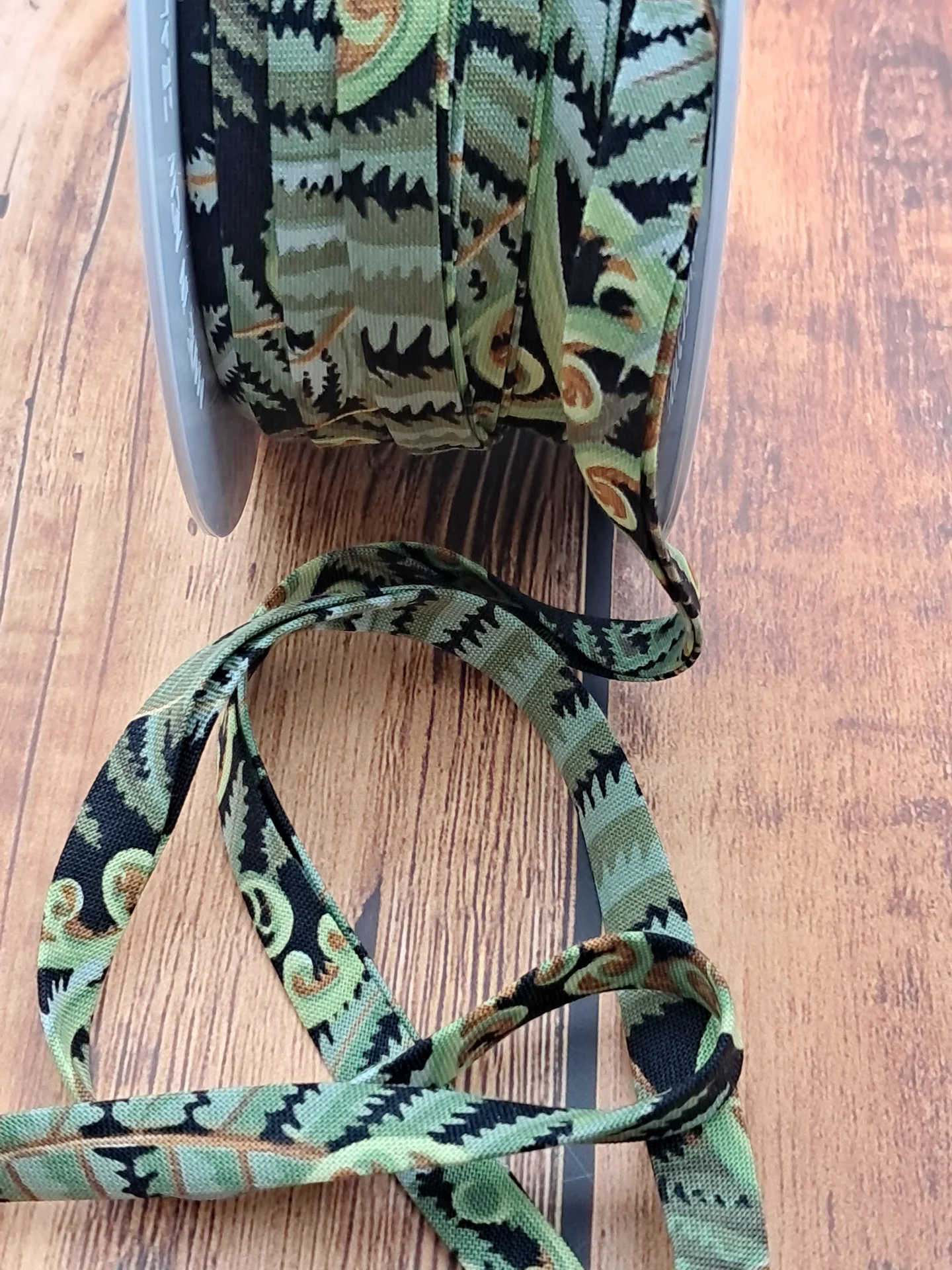 Bias Double Fold Koru Frond