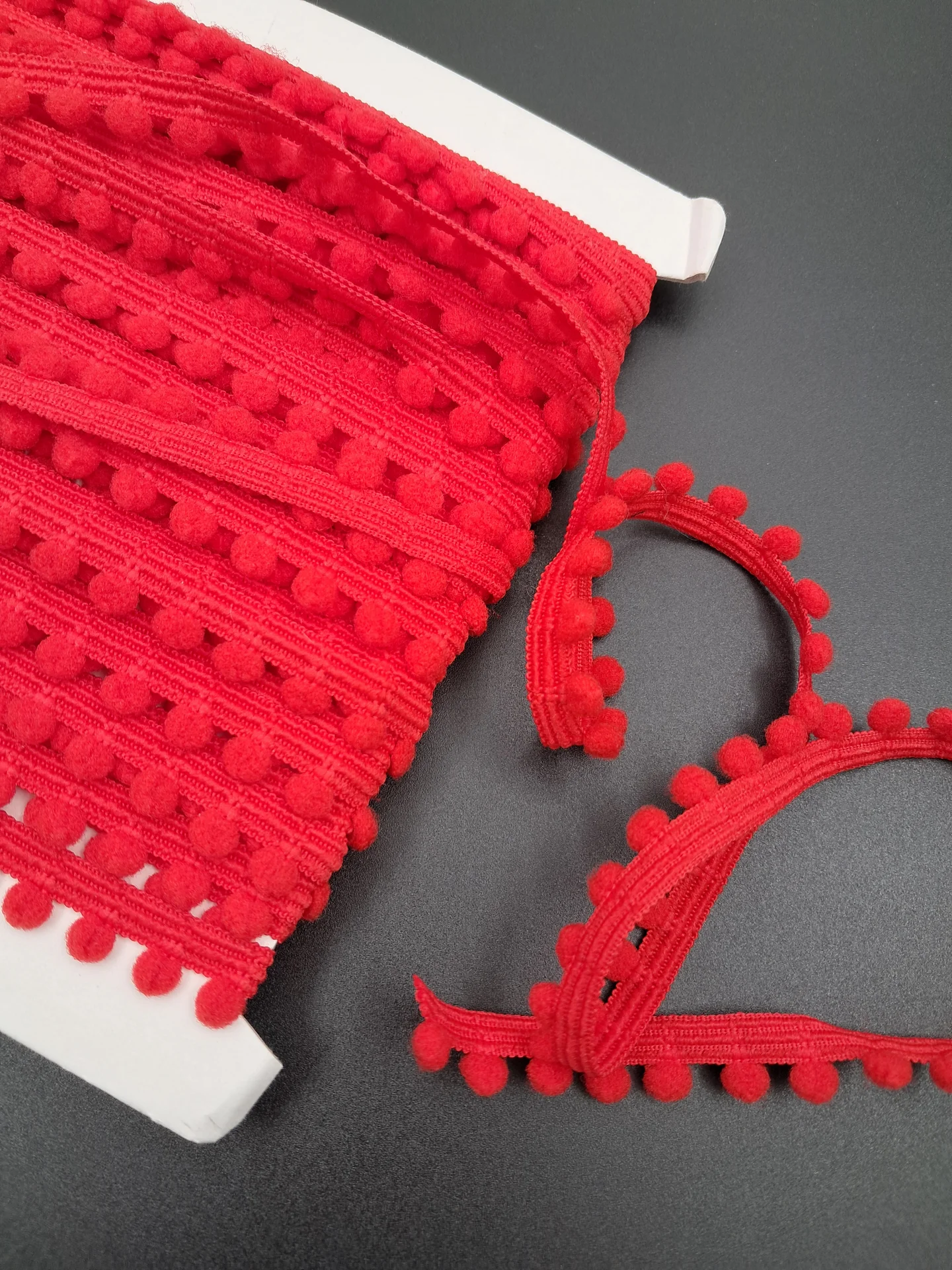 Braid Pom Pom Col 5 Red