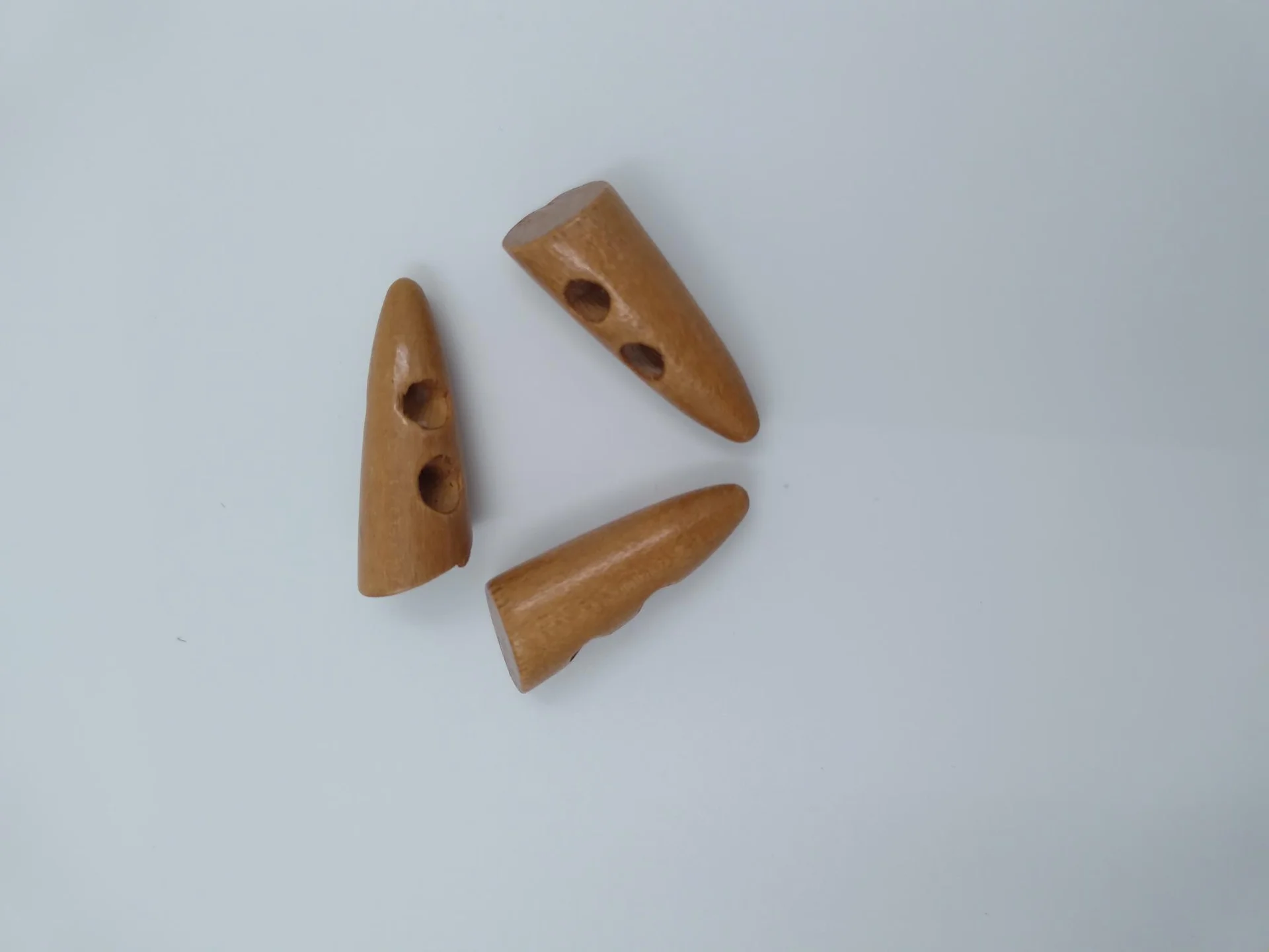 Button 20689 Toggle 30mm Med Wood