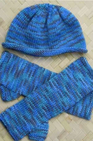 Countrywide Pattern P62 Windsor Hat and Arm Warmer Set 8 Ply