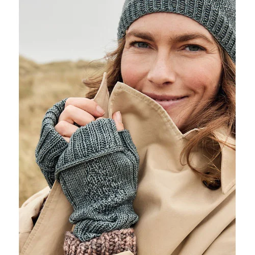 Lana Grossa Pattern 0007 5 Ply Fingerless Mitts