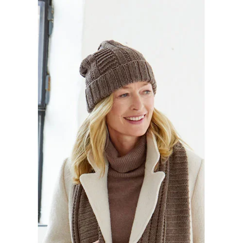 Lana Grossa Pattern 0161 8 Ply Womens Hat