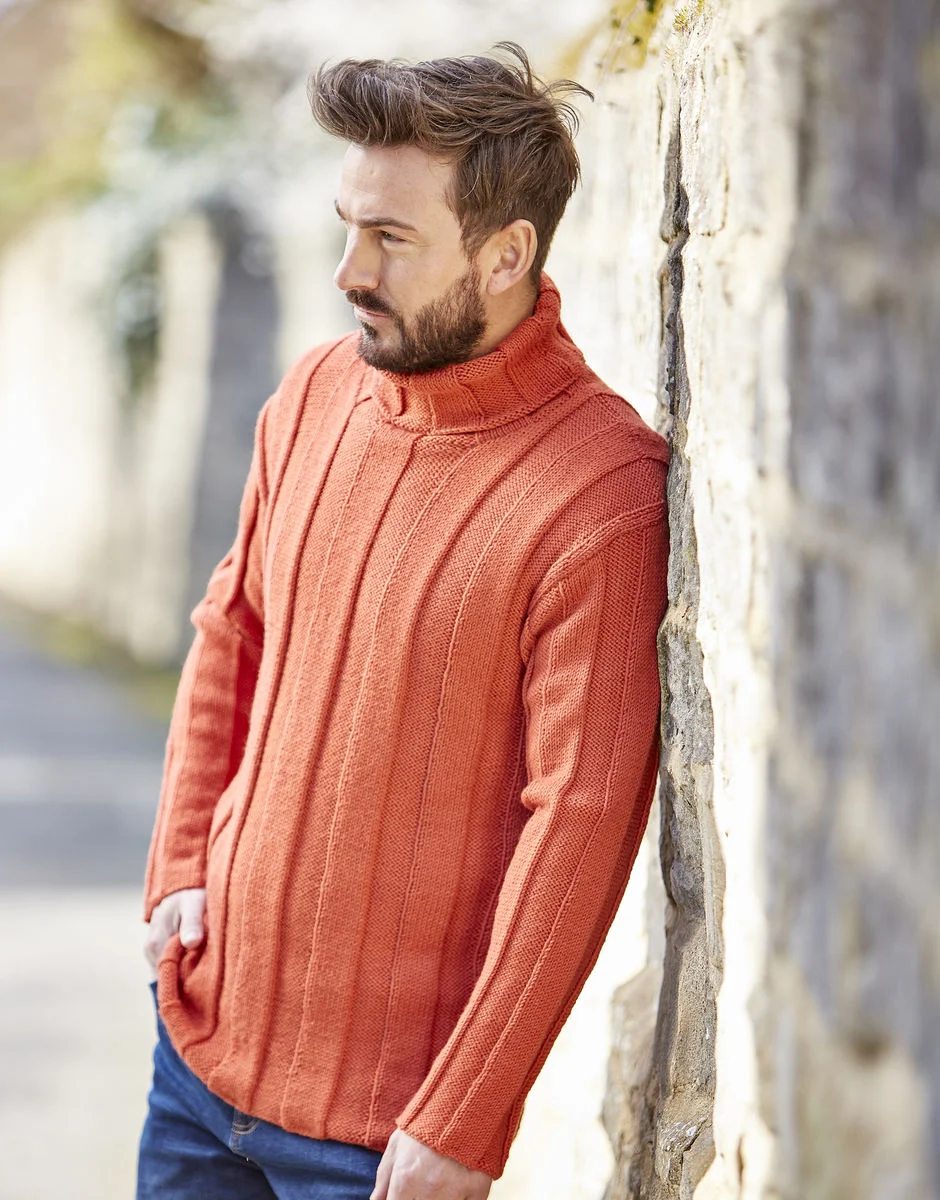 Sirdar Pattern 10091 8 Ply Mens Jumper