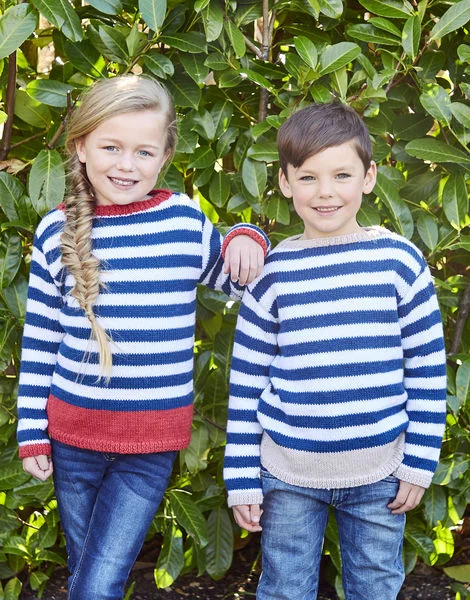 Sirdar Pattern 2516 8 Ply Kids Jum