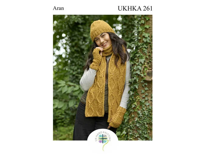 UKHKA 261 10 Ply Hat Scarf and Gloves